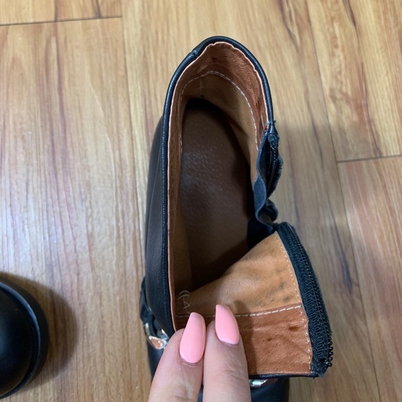 Givenchy Laura Leather Chain Combat Boots - Picture 10 of 16